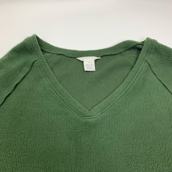 Caslon Green V Neck Sweater Ribbed Medium - Picture 3 of 9